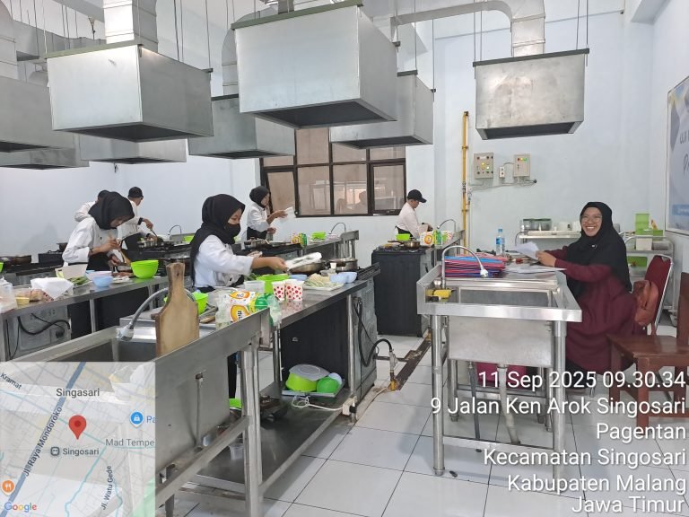 SMK Muhammadiyah 3 Singosari Gelar Kegiatan Safety Riding Bersama MPM, Polres Malang, dan Ahass Agung Sejahtera