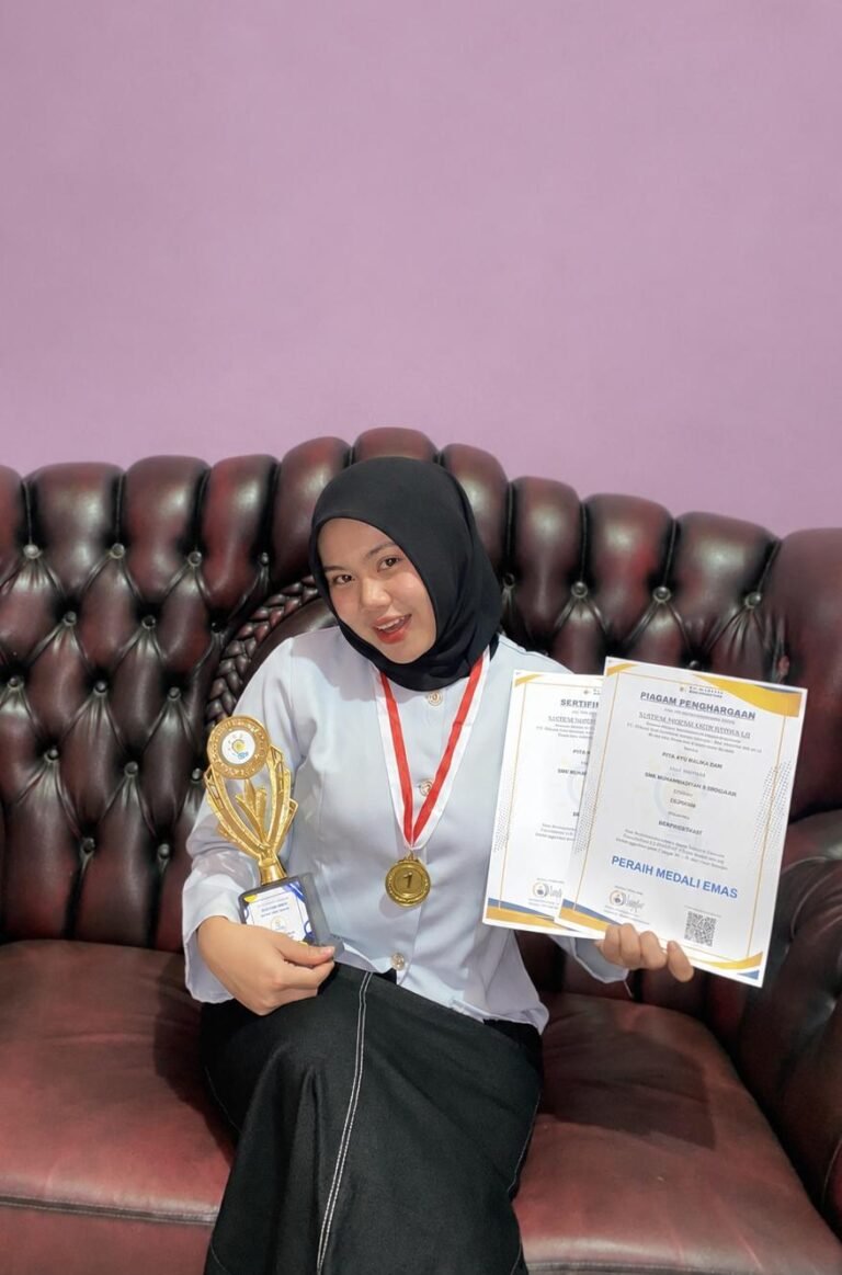 Fitri Ayu Wulandari Raih Medali Emas National Science Competition 3.0